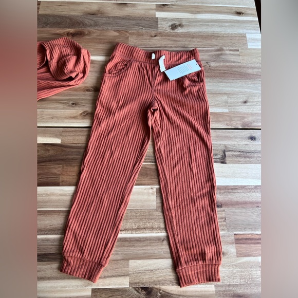 NWT Cat & Jack girls set XS - Picture 3 of 4